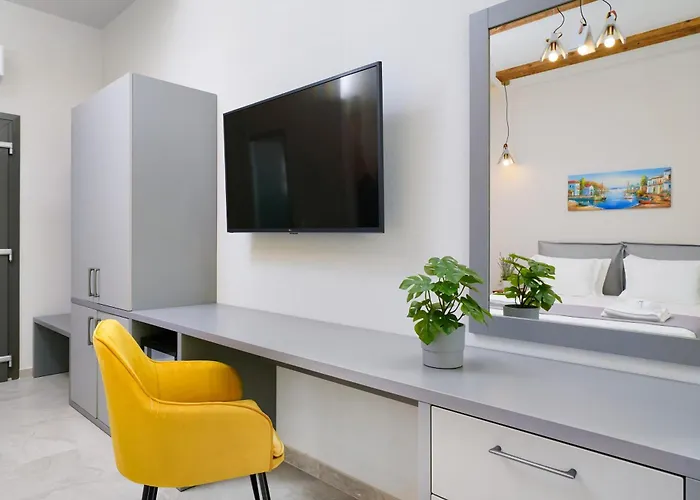 Brothers & Skala Potamia