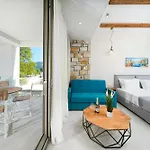 Ξενοδοχείο με διαμερίσματα Brothers & Σκάλα Ποταμιάς