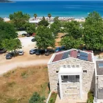 Brothers & Ξενοδοχείο με διαμερίσματα Σκάλα Ποταμιάς